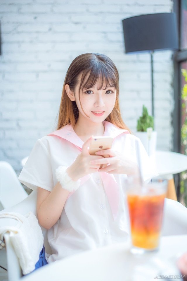 “这么说来，一切都是我的错！？”刘璋面色阴沉下来，死死地盯着孟达。